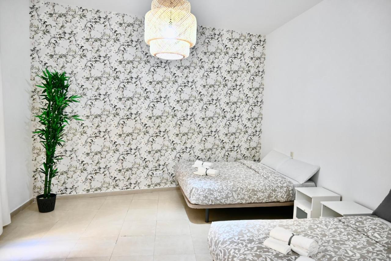 For You Rentals Centrico Apartamento Temporal En La Calle Infanta Inf1A Madrid Exteriér fotografie